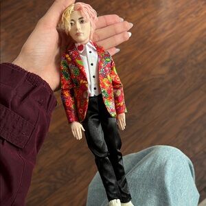 BTS V DOLL